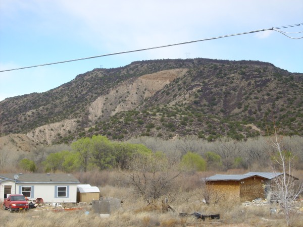 Contact between Tesuque and Chamita Formations
