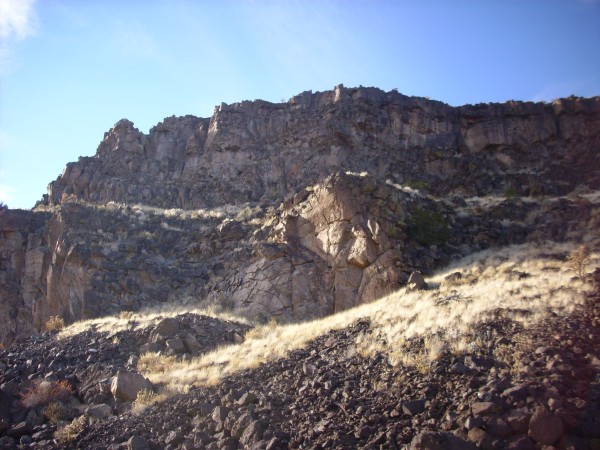 Eruptive
        center?