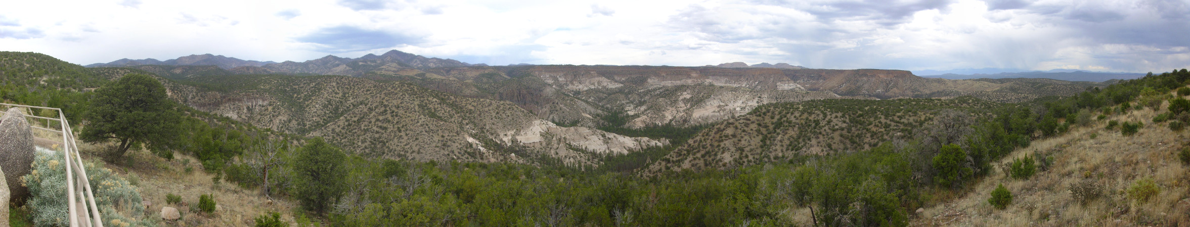 Veterans'
          Memorial Scenic Overlook panorama
